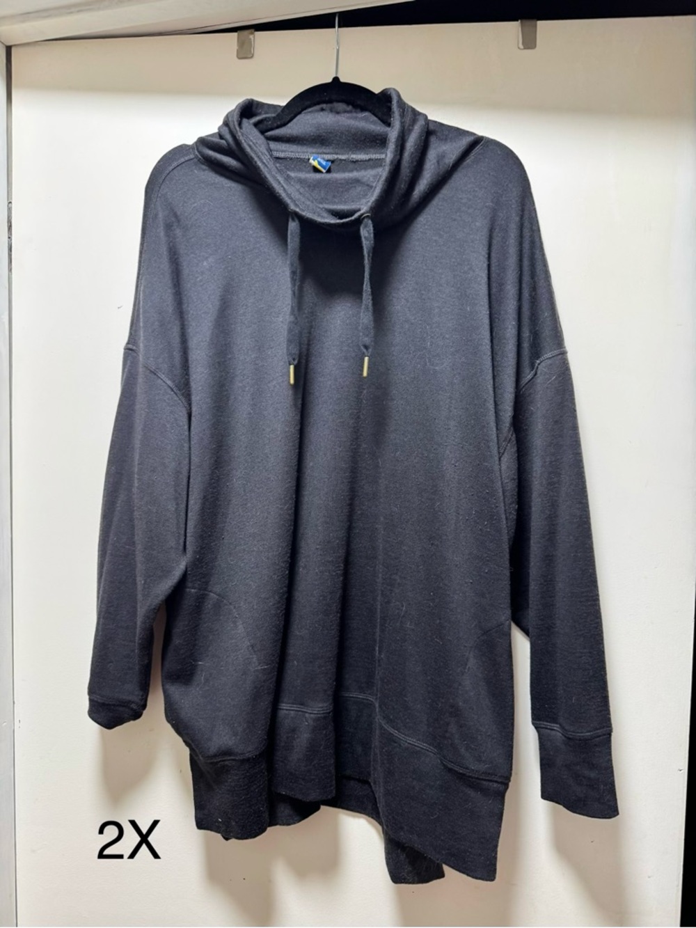 Old Navy Black Oversized Pullover Sweatshirt